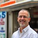 Pierre Bernard dans son food truck